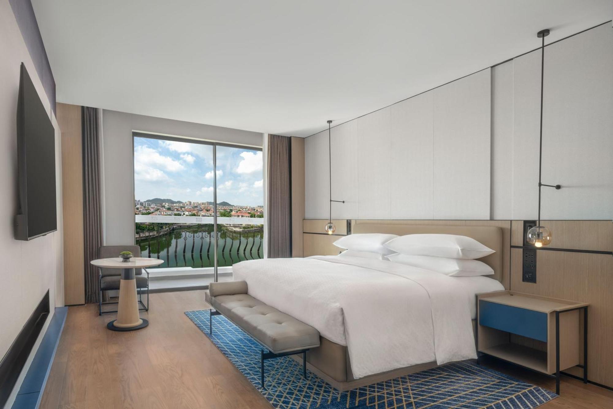 Four Points By Sheraton Yangjiang City Center المظهر الخارجي الصورة