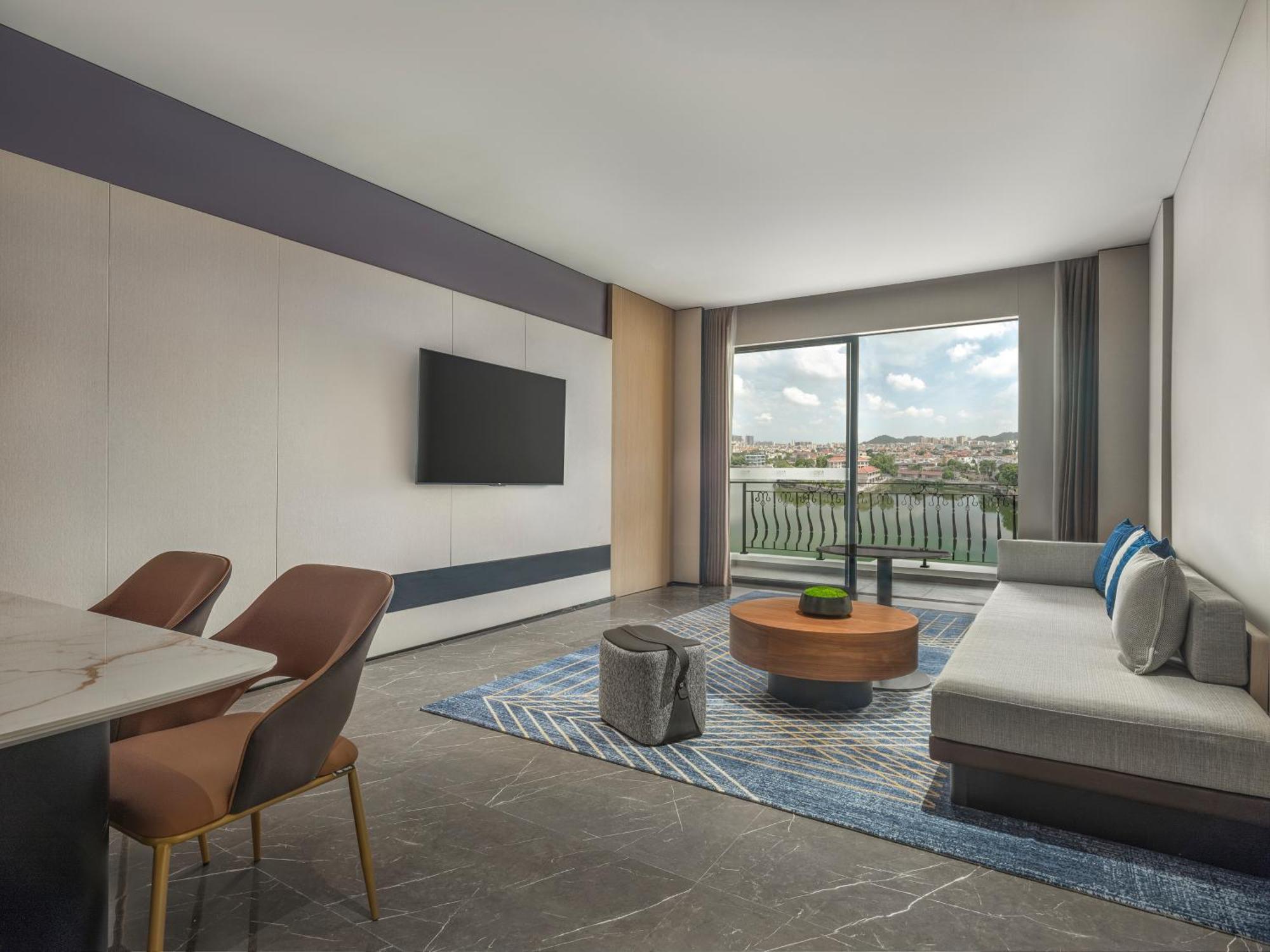 Four Points By Sheraton Yangjiang City Center المظهر الخارجي الصورة